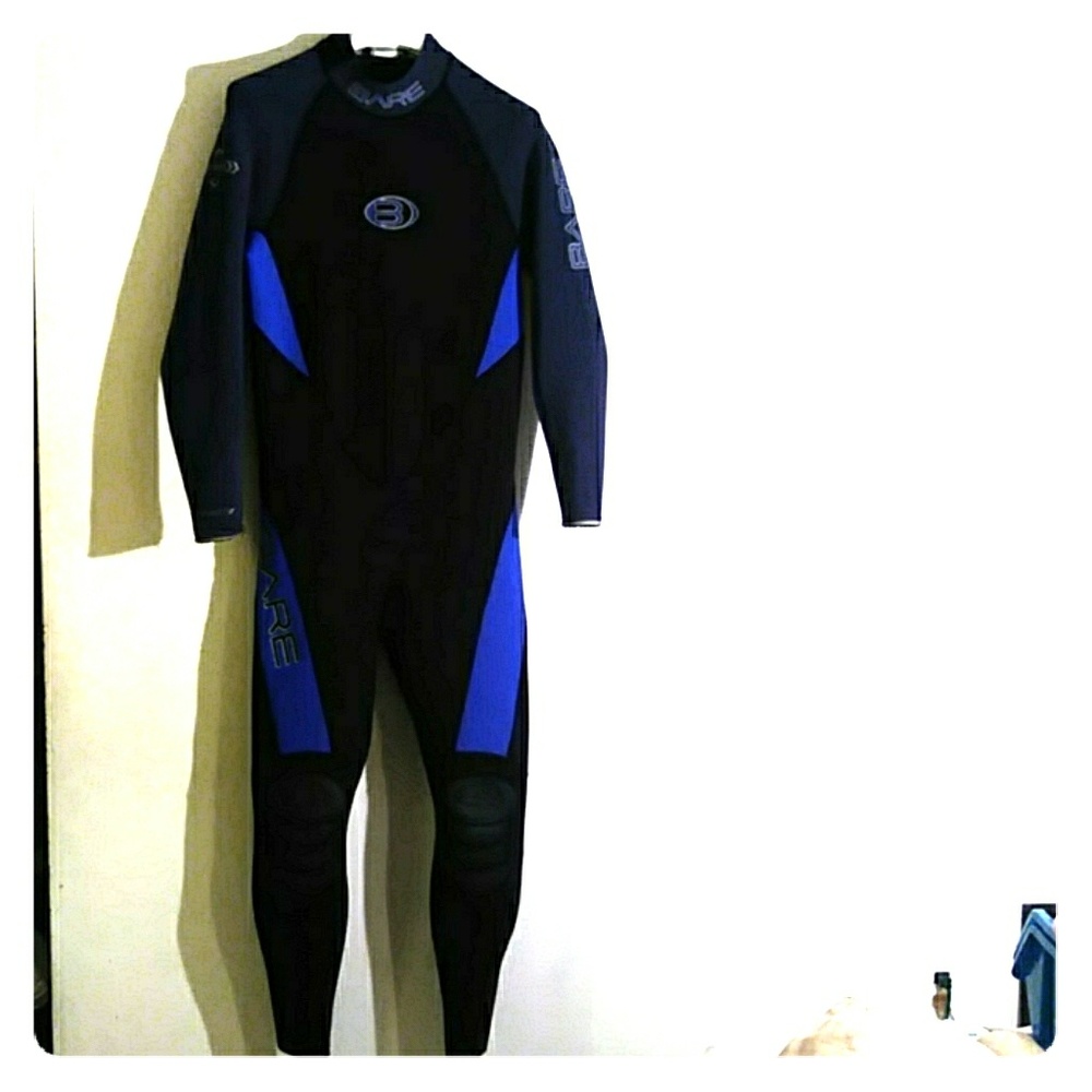 BARE Full Wet Suit 3/2 Velocity Black Blue No Size